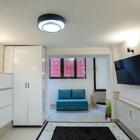 Studio With Courtyard Just Steps Away Vitosha Str 소피아 외부 사진